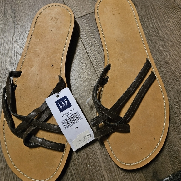 Gap sandals - Picture 1 of 2